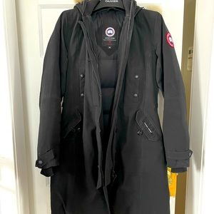 Authentic Canada Goose Kensington Women’s Parka Size M